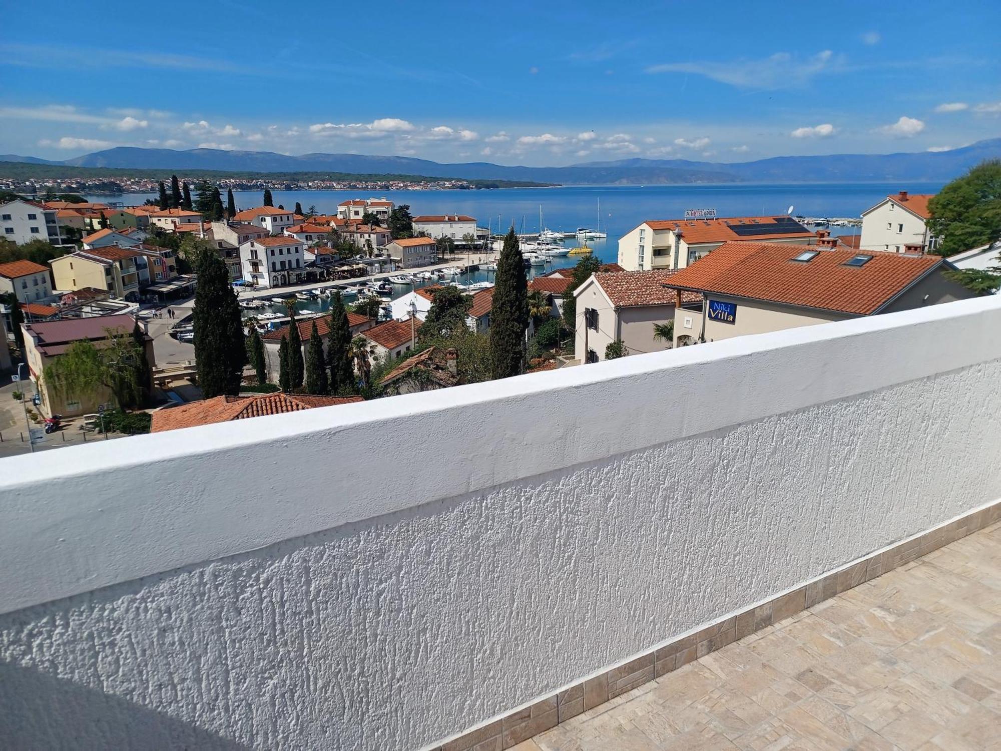 Guesthouse Cecilia 2 Malinska Kültér fotó