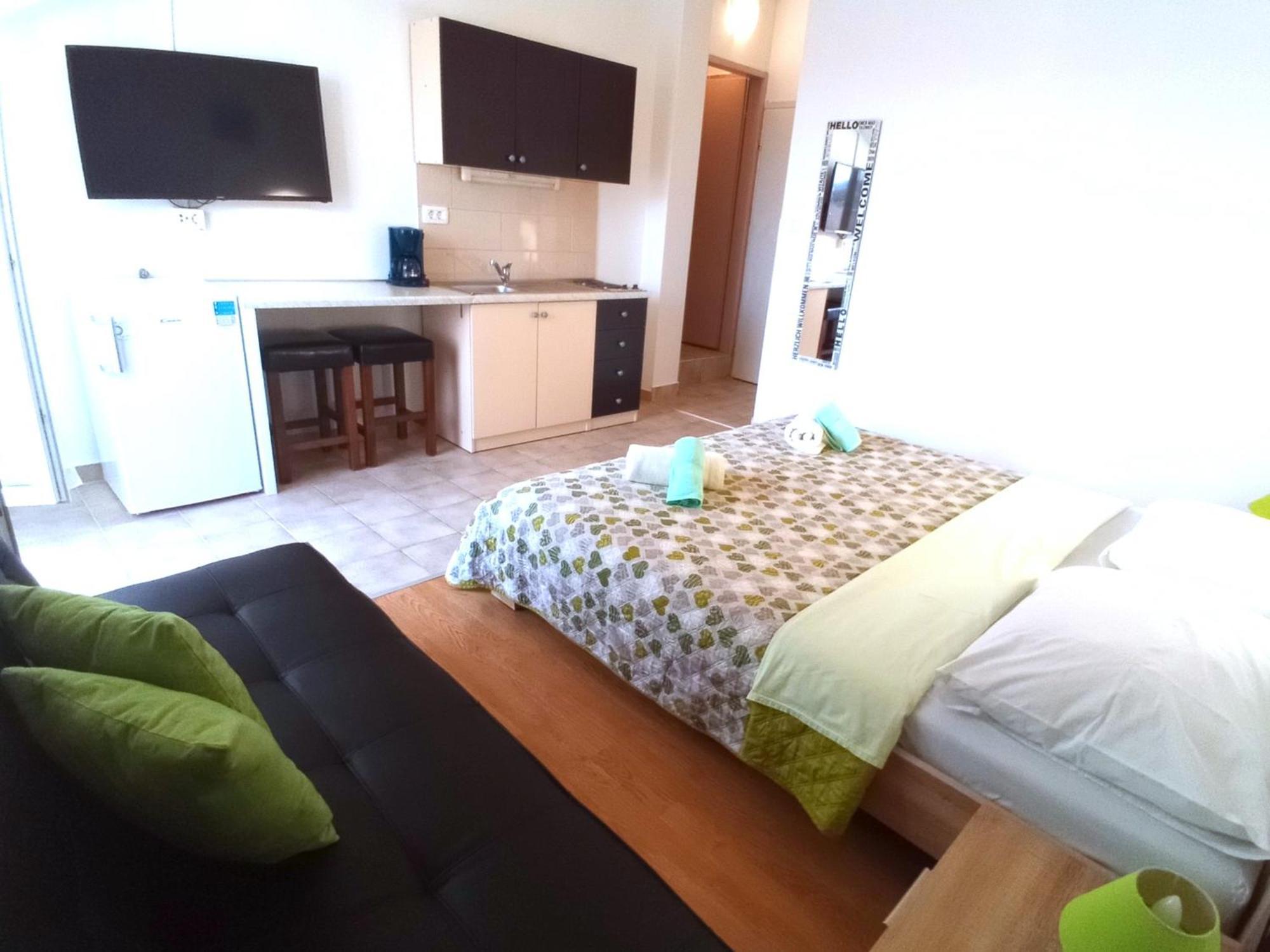 Guesthouse Cecilia 2 Malinska Kültér fotó