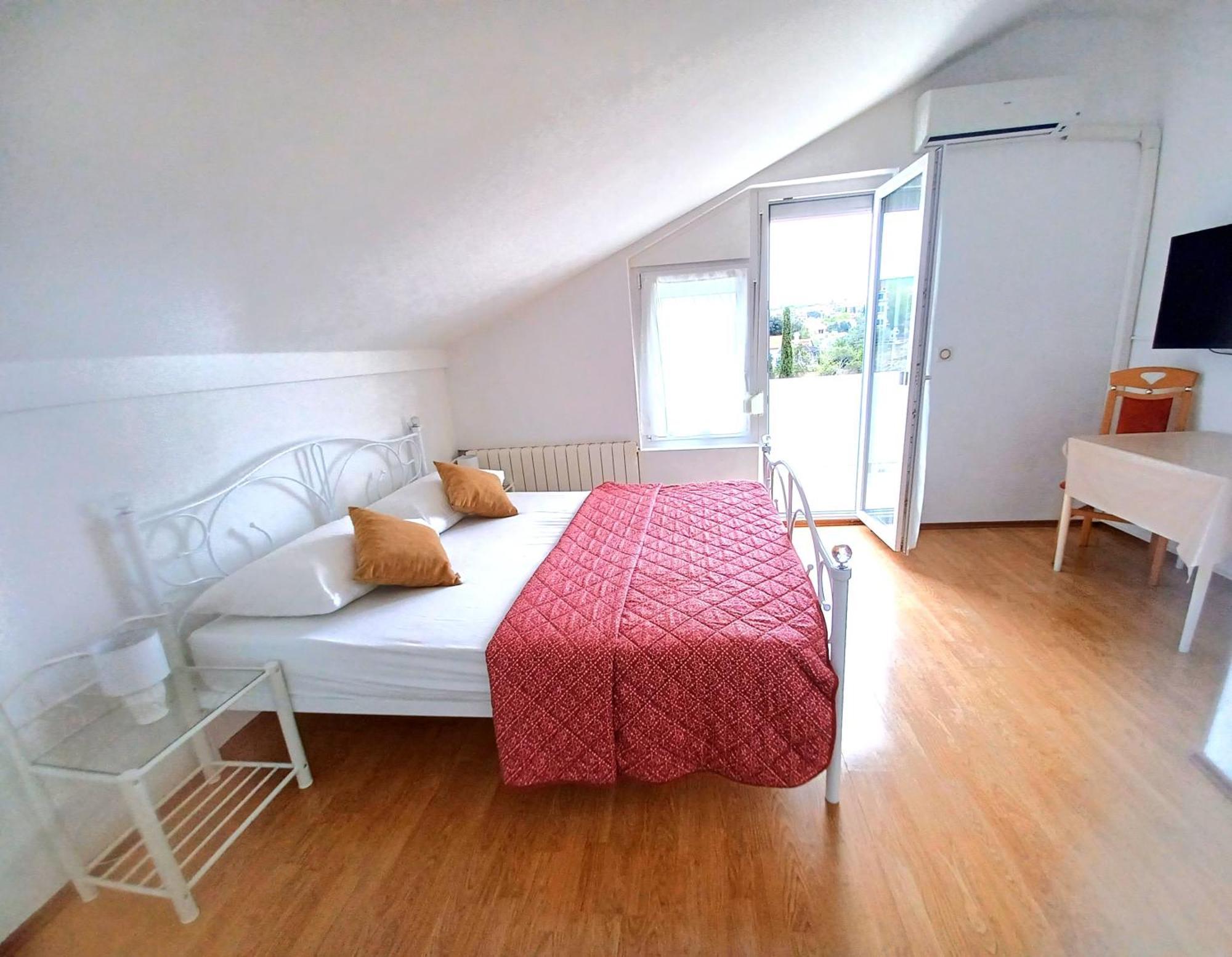 Guesthouse Cecilia 2 Malinska Kültér fotó