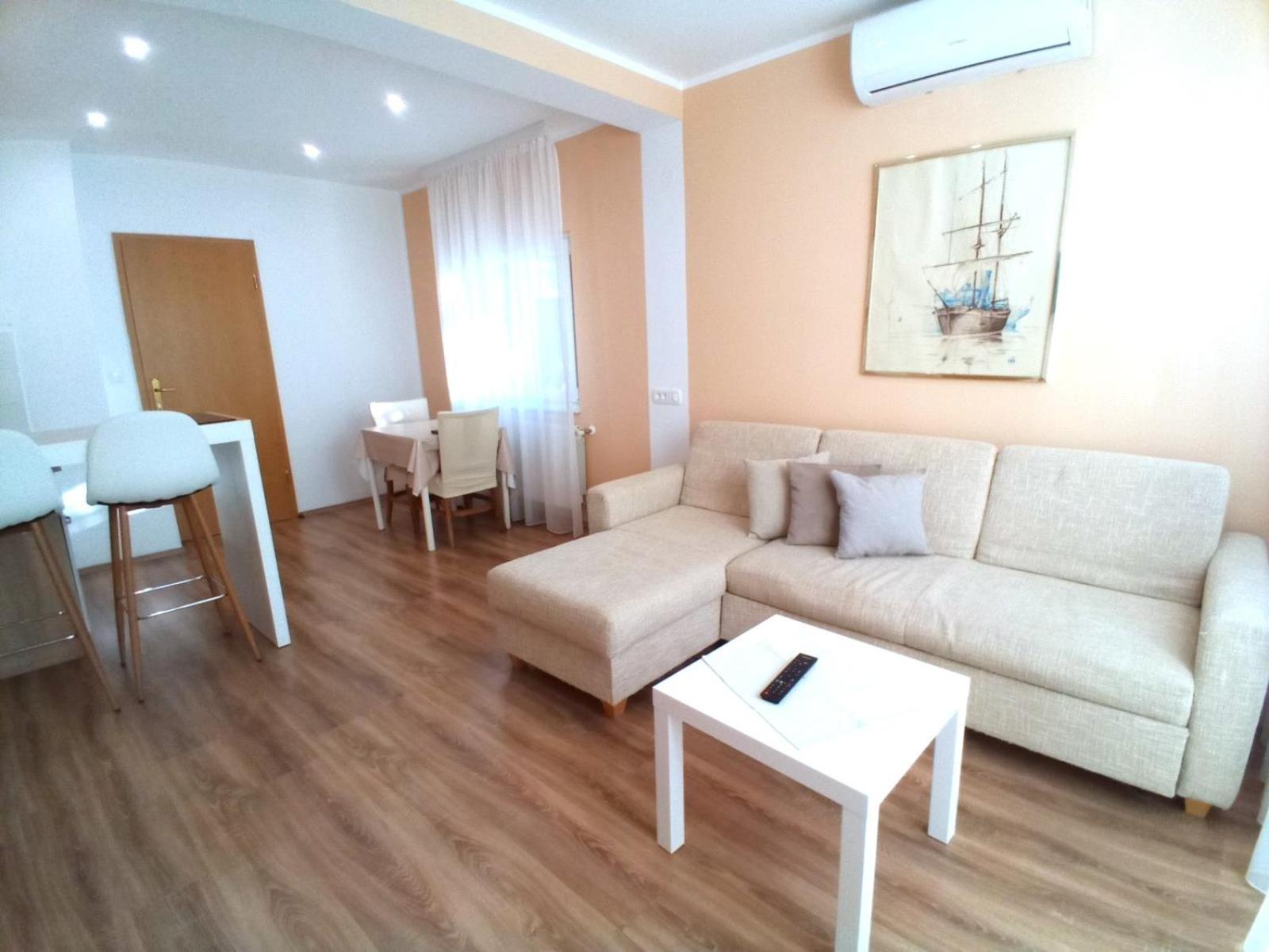 Guesthouse Cecilia 2 Malinska Kültér fotó